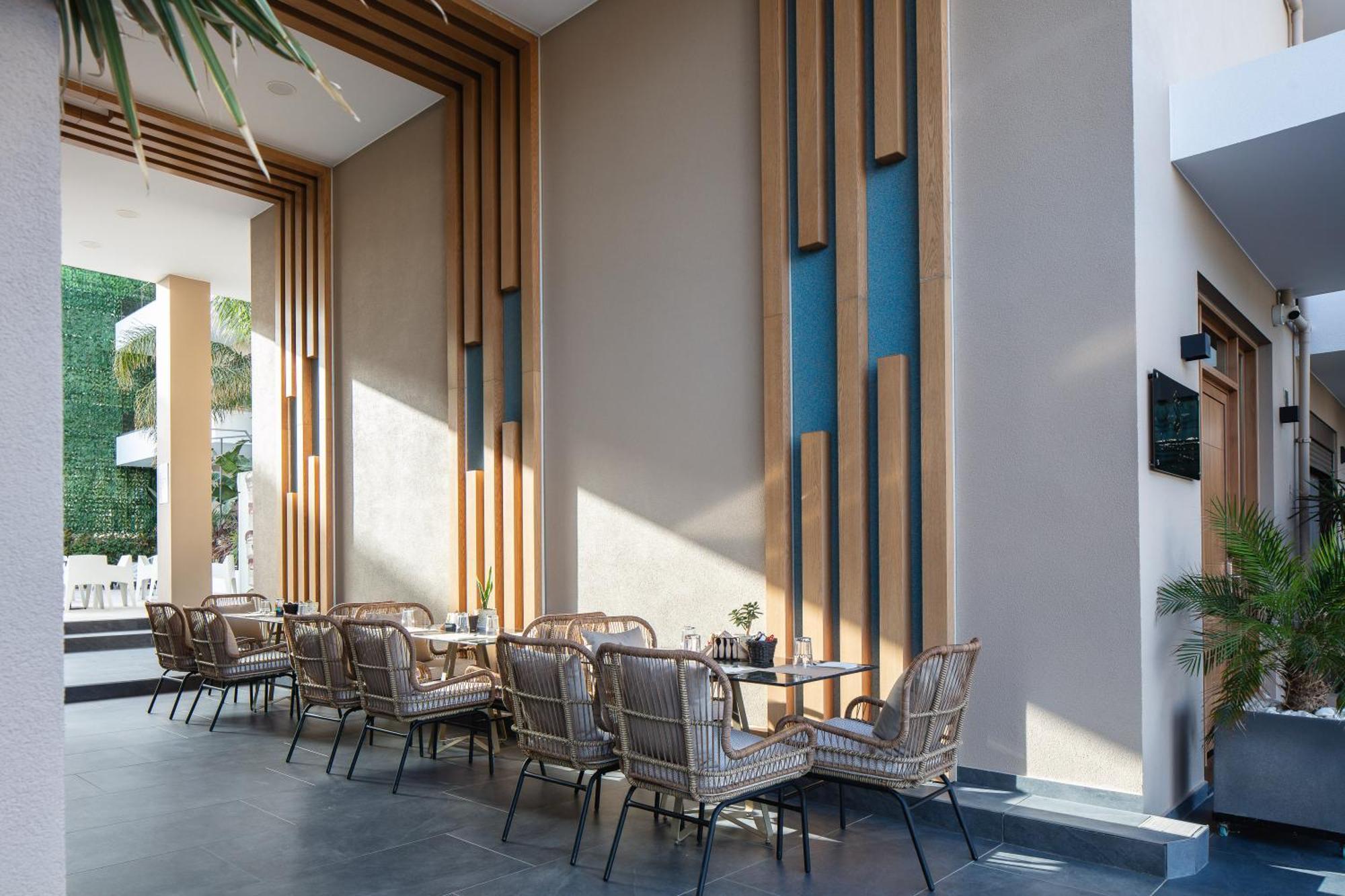 Sapphire Blue Suites Kíssamos Eksteriør bilde