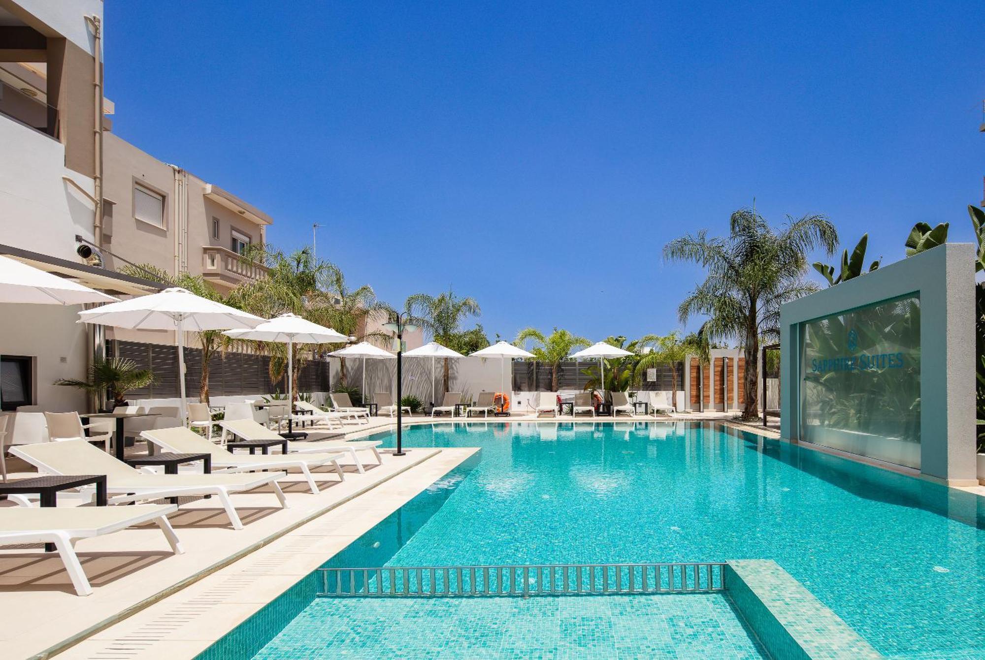 Sapphire Blue Suites Kíssamos Eksteriør bilde